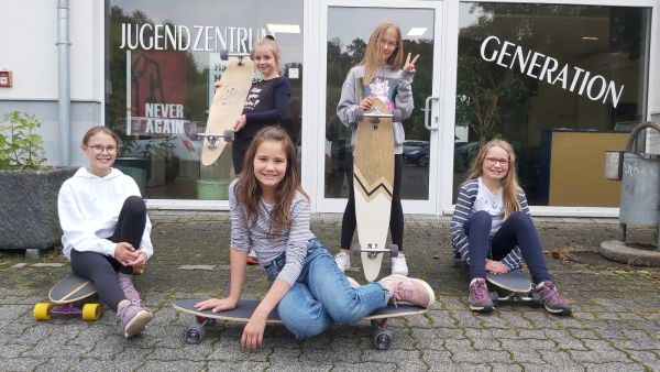 Star Boards - Girls Skate! - Longboardwerkstatt für Mädchen*