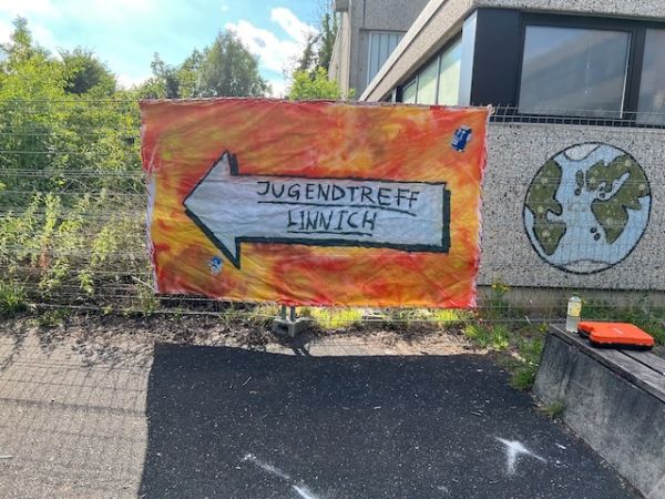 Crossroads - Jugendliche gestalten Wegweiser für ihren Treff